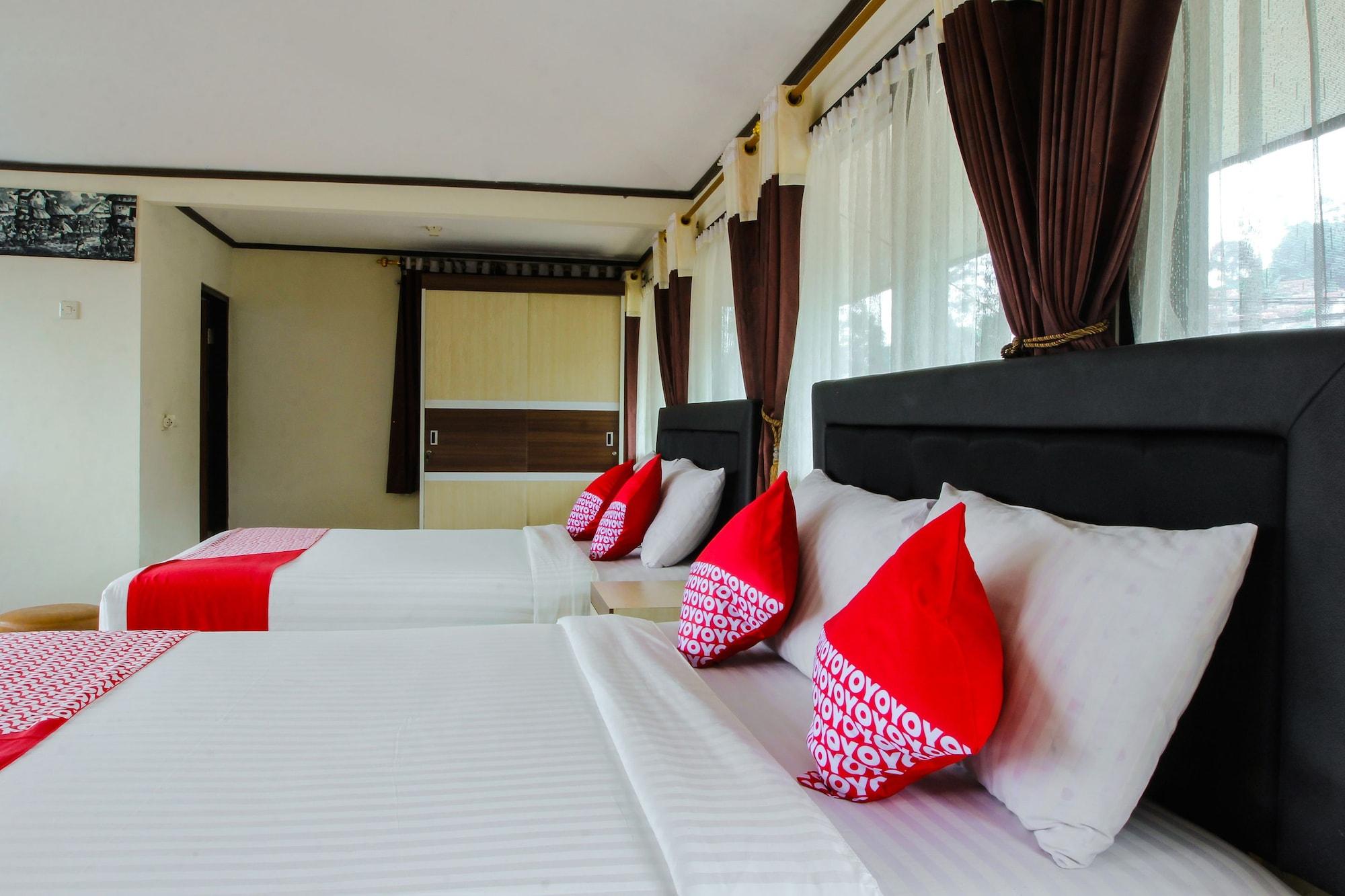 Hotel Reddoorz Near Cikole Lembang Esterno foto